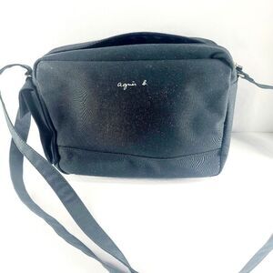 Agnes B Canvas Shpulder Bag